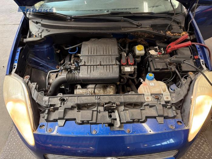 Usagé Bloc ABS Fiat Grande Punto (199) 1.2 Prix € 35,00 Règlement à la marge proposé par Autobedrijf Brooks