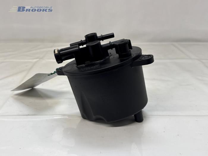 Usagé Filtre carburant Landrover Freelander II 2.2 td4 16V Prix € 15,00 Règlement à la marge proposé par Autobedrijf Brooks