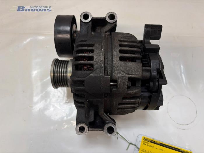 Begagnade Dynamo BMW 3 serie (E90) 318i 16V Pris € 25,00 Marginaltabell erbjuds av Autobedrijf Brooks