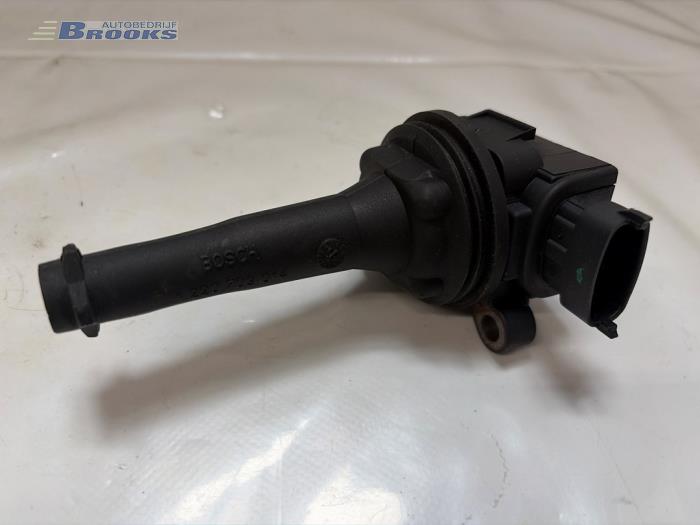 Gebrauchte Stift Zündspule Volvo V70 (SW) 2.4 D5 20V AWD Preis € 10,00 Margenregelung angeboten von Autobedrijf Brooks
