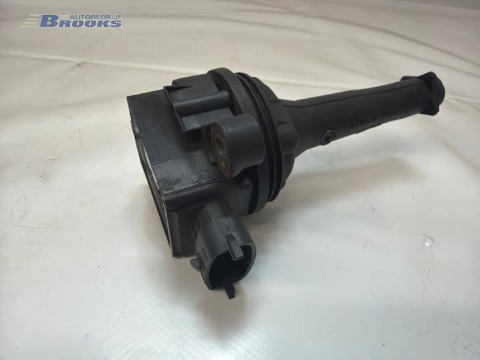 Gebrauchte Stift Zündspule Volvo V70 (SW) 2.4 D5 20V AWD Preis € 10,00 Margenregelung angeboten von Autobedrijf Brooks
