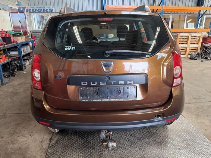 Używane Hak holowniczy Dacia Duster (HS) 1.6 16V 4x4 Cena € 100,00 Procedura marży oferowane przez Autobedrijf Brooks