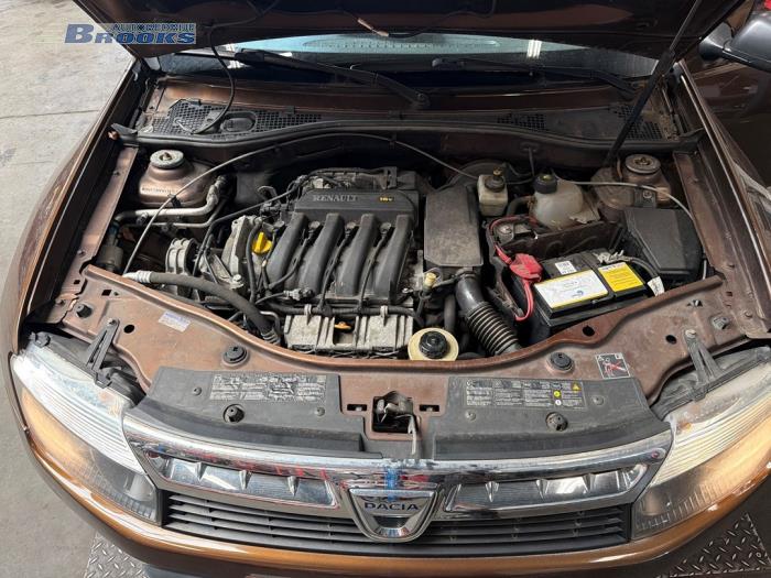 Used Engine management computer Dacia Duster (HS) 1.6 16V 4x4 Price € 125,00 Margin scheme offered by Autobedrijf Brooks