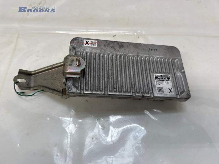 Used Engine management computer Toyota Yaris III (P13) 1.5 16V Hybrid Price € 100,00 Margin scheme offered by Autobedrijf Brooks