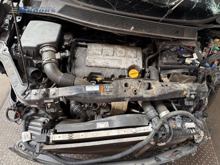 Begagnade Dynamo Opel Meriva (B) 1.4 Turbo 16V ecoFLEX Pris € 25,00 Marginaltabell erbjuds av Autobedrijf Brooks