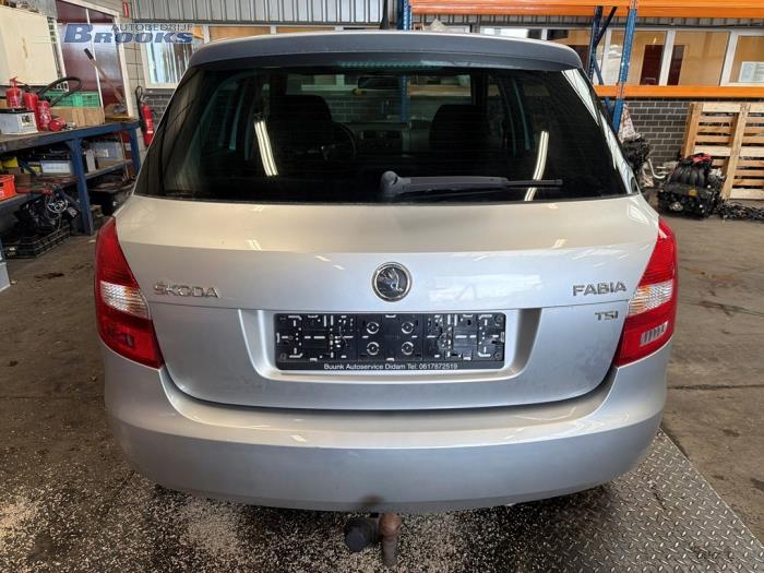 Gebrauchte Hinterachse Vorderradantrieb Skoda Fabia II (5J) 1.2 TSI Preis € 75,00 Margenregelung angeboten von Autobedrijf Brooks