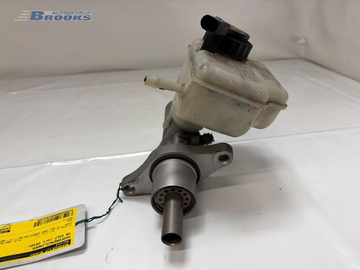 Used Master cylinder Volkswagen Golf VI (5K1) 2.0 GTI 16V Price € 15,00 Margin scheme offered by Autobedrijf Brooks