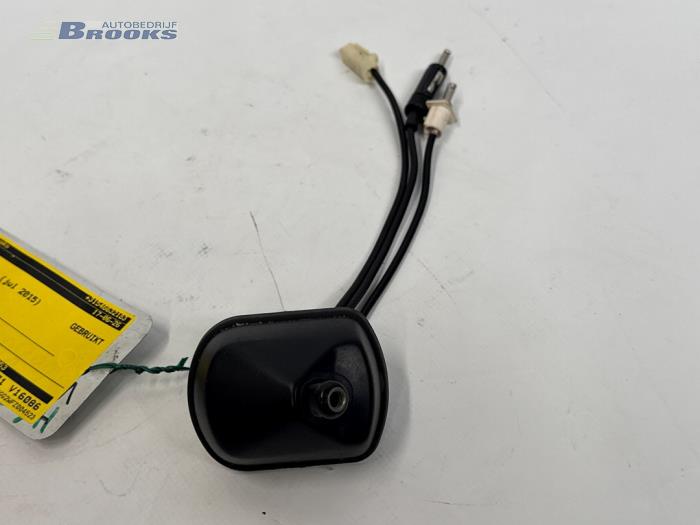 Używane Antena Mitsubishi Outlander (GF/GG) 2.0 16V PHEV 4x4 Cena € 30,00 Procedura marży oferowane przez Autobedrijf Brooks