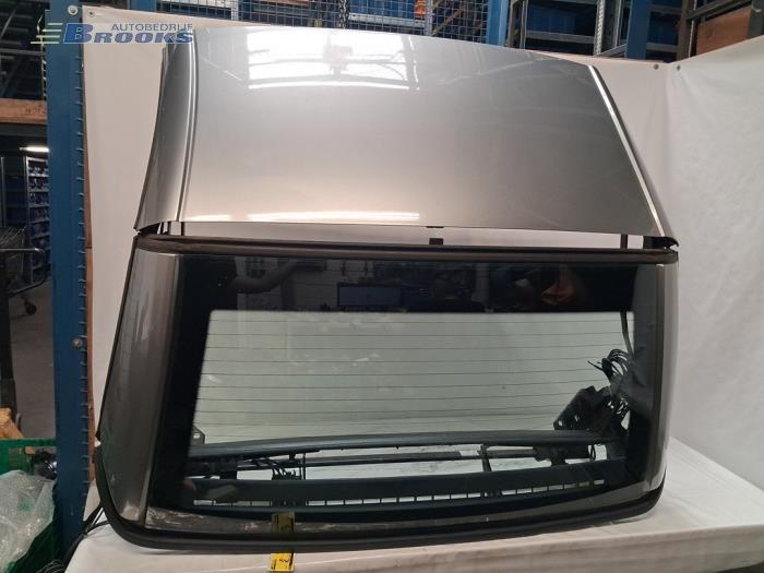 Używane Twardy dach cabrio Peugeot 207 CC (WB) 1.6 16V Cena € 275,00 Procedura marży oferowane przez Autobedrijf Brooks