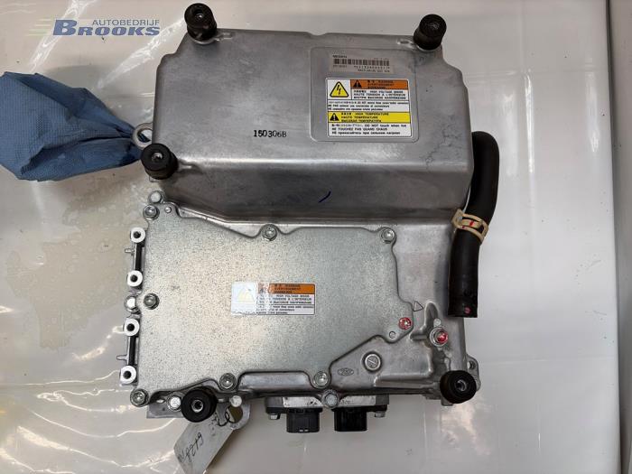 Usagé Transfer module 4x4 Mitsubishi Outlander (GF/GG) 2.0 16V PHEV 4x4 Prix € 250,00 Règlement à la marge proposé par Autobedrijf Brooks