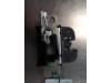 Tailgate lock mechanism from a Volkswagen Polo IV (9N1/2/3), 2001 / 2012 1.2, Hatchback, Petrol, 1.198cc, 40kW (54pk), FWD, AWY; BMD, 2002-01 / 2007-05, 9N1; 3 2002
