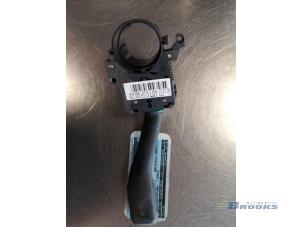Gebrauchte Richtungsanzeiger Schalter Skoda Fabia (6Y2) 1.2 Preis € 15,00 Margenregelung angeboten von Autobedrijf Brooks