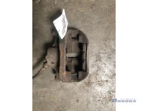 Used Front brake calliper, left Renault Kangoo Express (FC) 1.5 dCi 80 Price € 15,00 Margin scheme offered by Autobedrijf Brooks