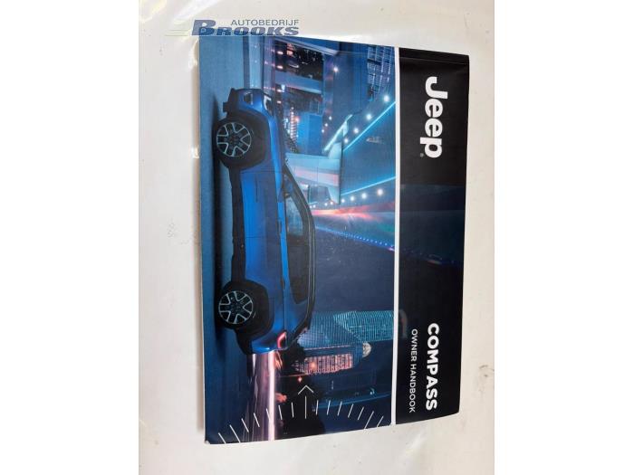 Używane Instrukcja Jeep Compass II (MP) 1.3 T4 150 16V Cena € 25,00 Procedura marży oferowane przez Autobedrijf Brooks