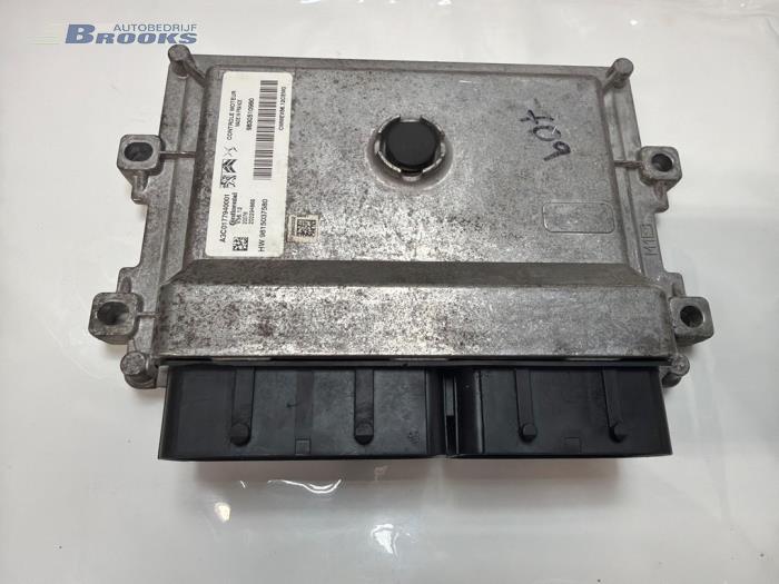 Used Engine management computer Opel Crossland (X) 1.2 12V Price € 85,00 Margin scheme offered by Autobedrijf Brooks