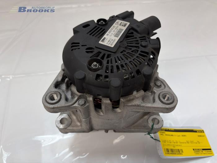 Dynamo van een Opel Crossland (X) 1.2 12V 2020