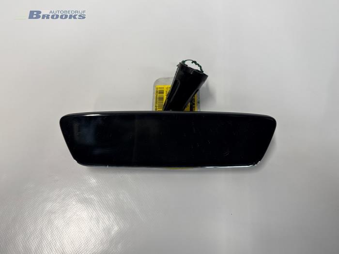 Używane Lusterko wewnetrzne Tesla Model Y (5YJY) Long Range,Performance Cena € 100,00 Procedura marży oferowane przez Autobedrijf Brooks