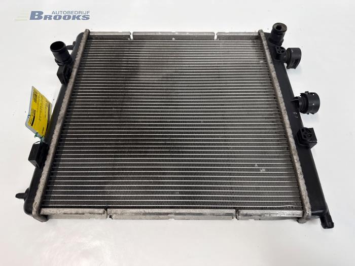 Used Radiator Opel Crossland (X) 1.2 12V Price € 20,00 Margin scheme offered by Autobedrijf Brooks