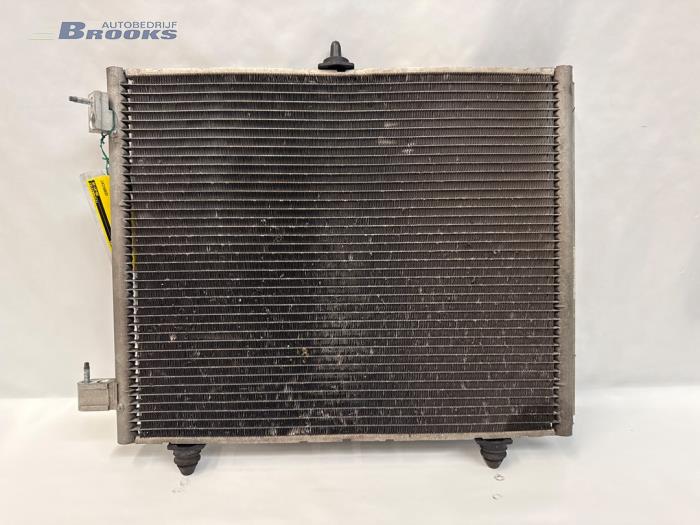 Usagé Condenseur de climatisation Opel Crossland (X) 1.2 12V Prix € 25,00 Règlement à la marge proposé par Autobedrijf Brooks