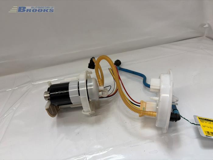 Usagé Pompe à carburant Audi Q7 (4MB/4MG) 3.0 V6 24V 55 TFSI Quattro Prix € 150,00 Règlement à la marge proposé par Autobedrijf Brooks