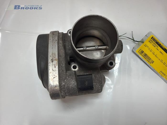 Drosselklappengehäuse van een Seat Leon (1M1) 1.6 16V 2003