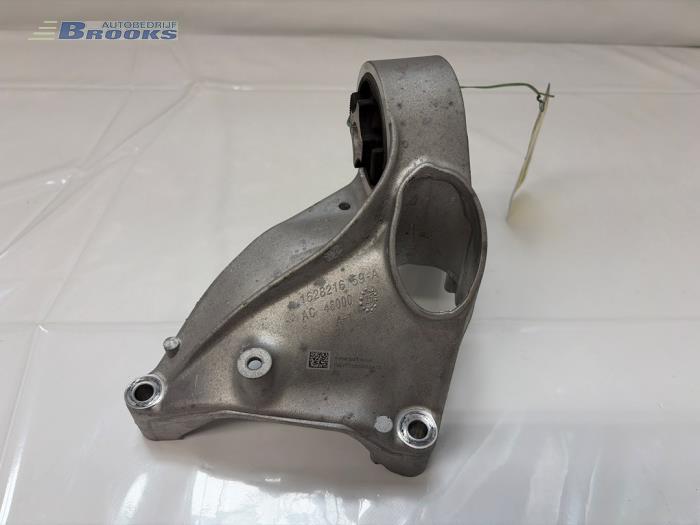 Used Engine mount Tesla Model Y (5YJY) RWD Price € 40,00 Margin scheme offered by Autobedrijf Brooks