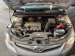 Engine from a Hyundai i30 Crosswagon (WWH) 1.4 CVVT 16V 2011
