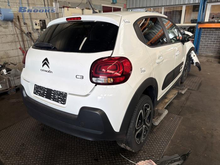 Engine management computer from a Citroën C3 (SX/SW) 1.2 Vti 12V PureTech 2022