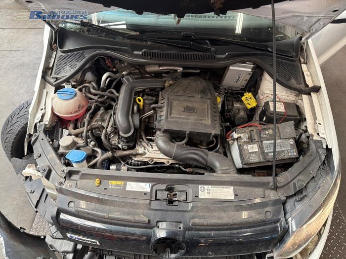 Begagnade Dynamo Volkswagen Polo V (6R) 1.0 TSI 12V BlueMotion Pris € 25,00 Marginaltabell erbjuds av Autobedrijf Brooks