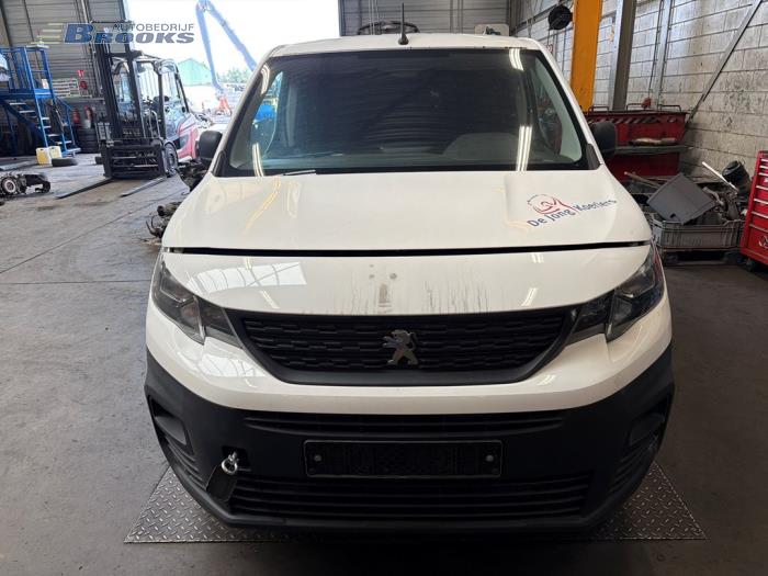 Gebrauchte Unterrahmen Peugeot Partner (EA//EF/EN/EU) 1.5 BlueHDi 75 Preis € 125,00 Margenregelung angeboten von Autobedrijf Brooks
