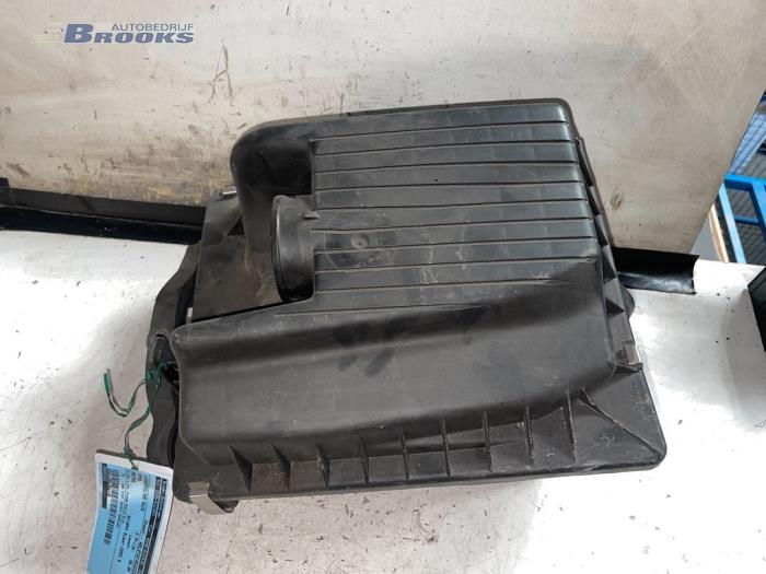 Begagnade Luftfilterhus Opel Astra G Caravan (F35) 1.7 DTI 16V Eco4 Pris € 15,00 Marginaltabell erbjuds av Autobedrijf Brooks