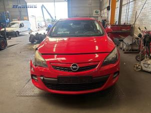 Ignition lock + computer from a Opel Astra J (PC6/PD6/PE6/PF6) 1.4 Turbo 16V 2012