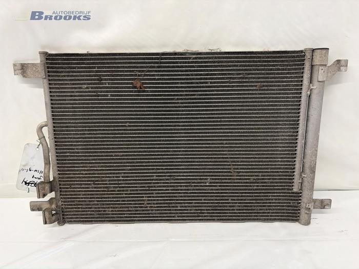 Condenseur de climatisation d'un Skoda Superb Combi (3V5) 2.0 TDI 2021