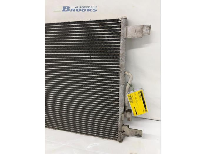 Condenseur de climatisation d'un Skoda Superb Combi (3V5) 2.0 TDI 2021