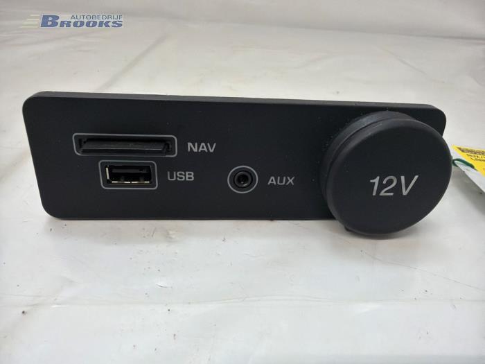 USB socket connector