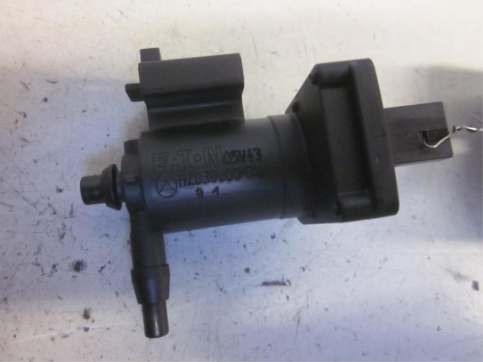 Begagnade Sensor (övriga) Mercedes C (W203) 2.2 C-200 CDI 16V Pris € 15,00 Marginaltabell erbjuds av Autobedrijf Brooks