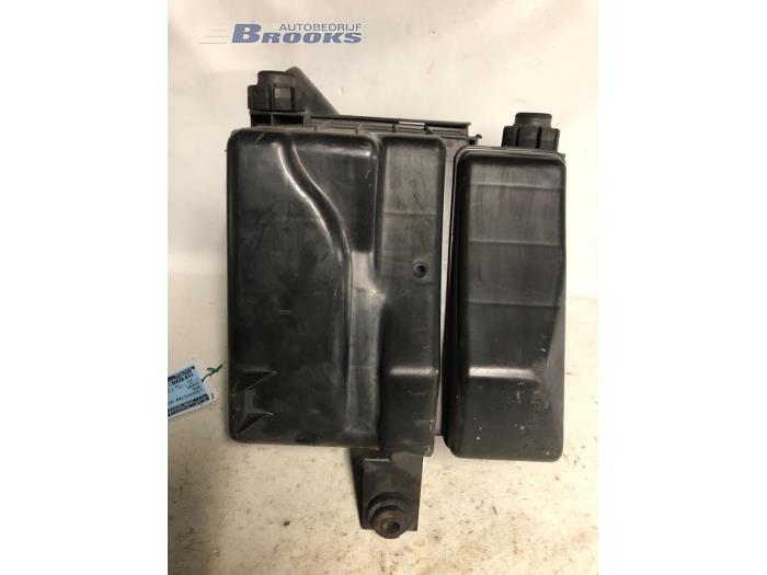 Gebrauchte Luftfiltergehäuse Opel Corsa B (73/78/79) 1.2i 16V Preis € 15,00 Margenregelung angeboten von Autobedrijf Brooks