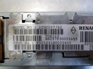 Used Radio/cassette player Renault Megane II (BM/CM) 1.9 dCi 120 Price € 37,50 Margin scheme offered by Autobedrijf Brooks