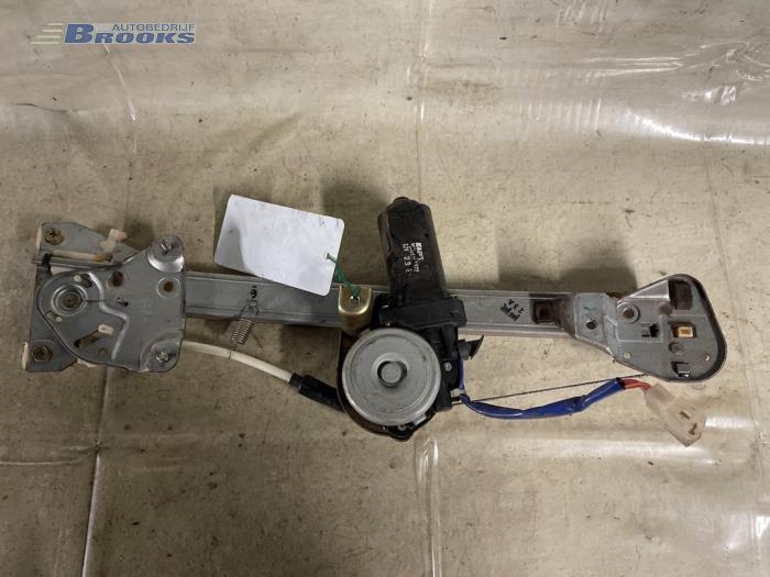 Usados Motor de ventanilla de puerta Mazda MX-3 Precio € 25,00 Norma de margen ofrecido por Autobedrijf Brooks