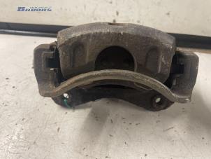 Used Front brake calliper, left Hyundai Coupe 2.0i 16V Price € 10,00 Margin scheme offered by Autobedrijf Brooks