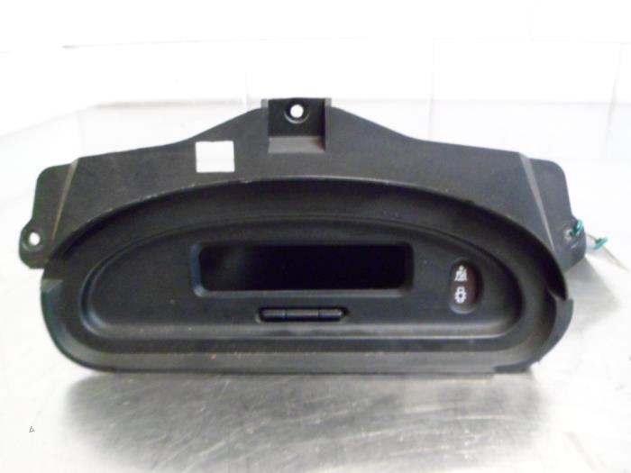 Begagnade Innerdisplay Renault Megane Break/Grandtour (KA) 1.9 dTi Pris € 15,00 Marginaltabell erbjuds av Autobedrijf Brooks