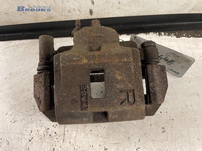 Front brake calliper, right from a Mazda Premacy 1.8 16V 2003