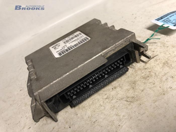 Used Engine management computer Renault Twingo (C06) 1.2 SPi Phase I Price € 25,00 Margin scheme offered by Autobedrijf Brooks
