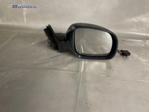 Used Wing mirror, right Volkswagen Passat (3B3) 1.9 TDI 130 Price € 10,00 Margin scheme offered by Autobedrijf Brooks