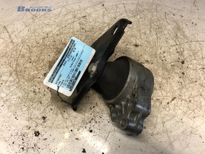 Used Engine mount Ford Fiesta 5 (JD/JH) 1.3 Price € 20,00 Margin scheme offered by Autobedrijf Brooks