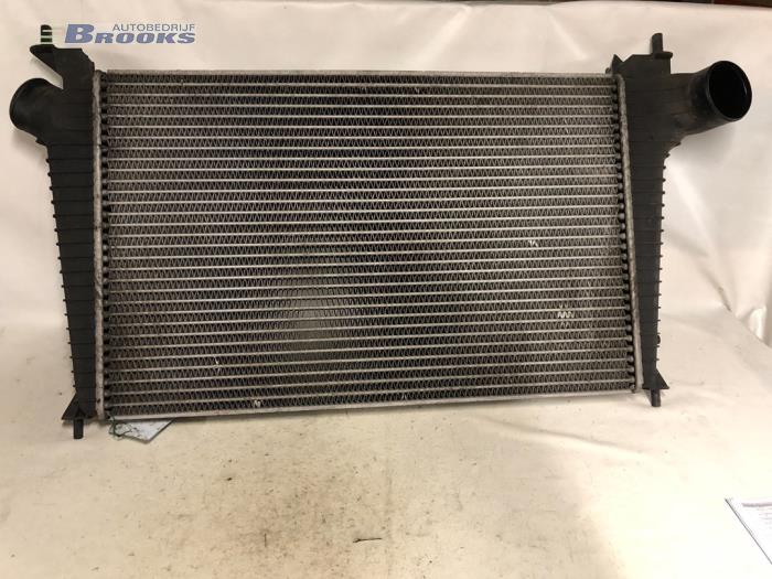 Usados Intercooler Saab 9-5 Estate (YS3E) 3.0 TiD V6 24V Precio € 37,50 Norma de margen ofrecido por Autobedrijf Brooks