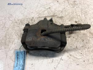 Used Front brake calliper, left Hyundai Getz 1.1i 12V Price € 25,00 Margin scheme offered by Autobedrijf Brooks