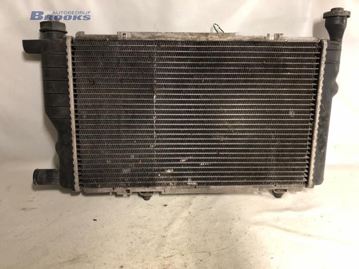 Used Radiator Peugeot 205 II (20A/C) 1.0 XE,XR,Junior Price € 15,00 Margin scheme offered by Autobedrijf Brooks