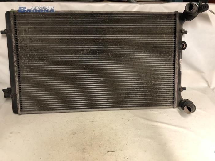Usagé Radiateur Audi A3 (8L1) 1.9 TDI 90 Prix € 15,00 Règlement à la marge proposé par Autobedrijf Brooks