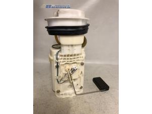 Used Electric fuel pump Volkswagen Polo Price € 20,00 Margin scheme offered by Autobedrijf Brooks